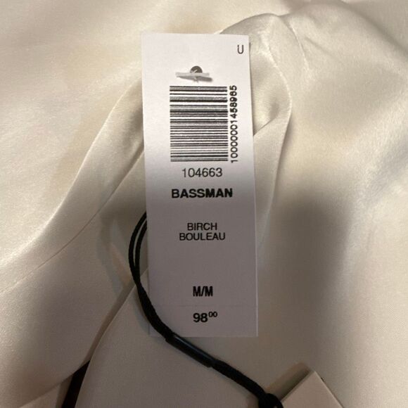 NWT Babaton aritzia Bassman keyhole long sleeve shirt size medium cream puff sle - Picture 7 of 11